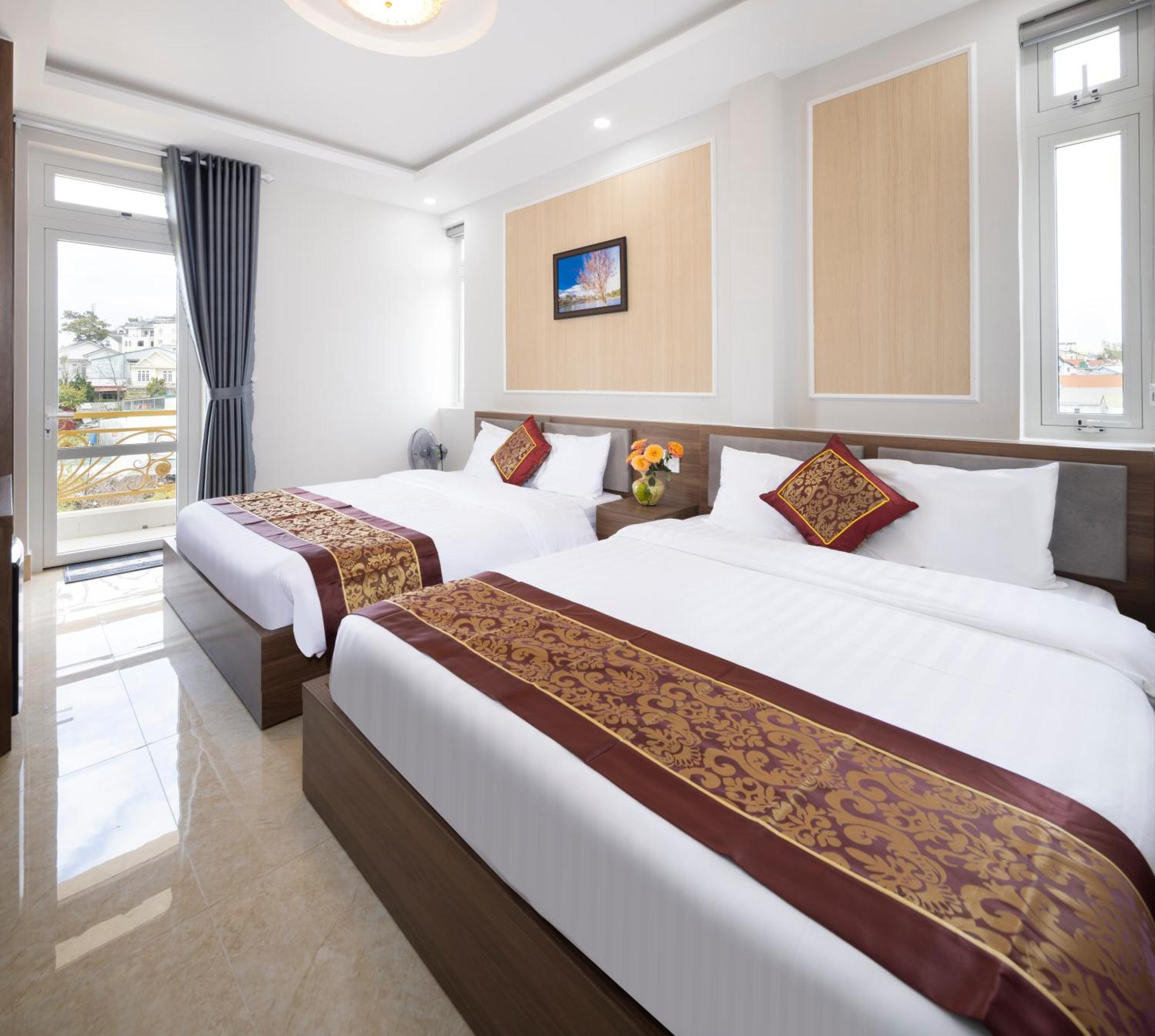 Romance Hotel Dalat Exterior photo